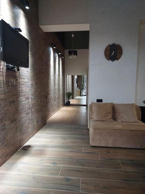 Soma Apartamento Kʼutʼaisi Exterior foto